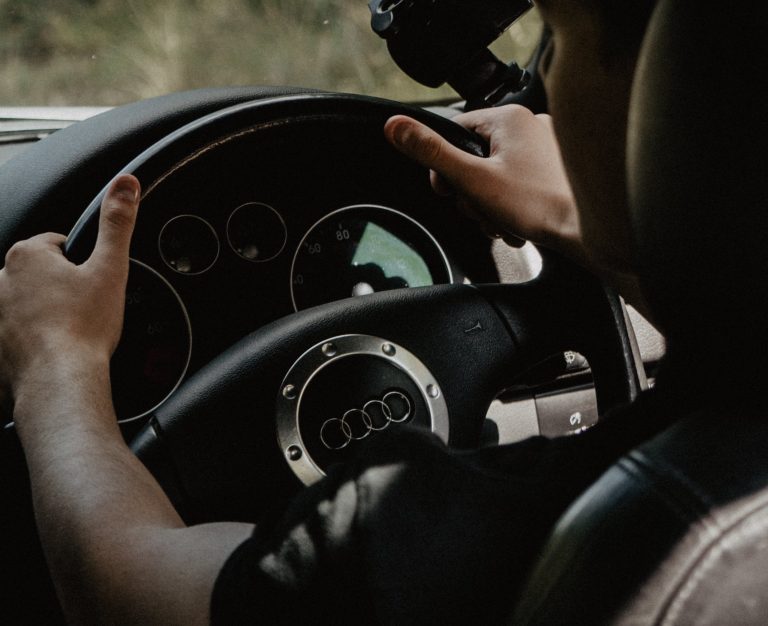 Mobile Office man driving car